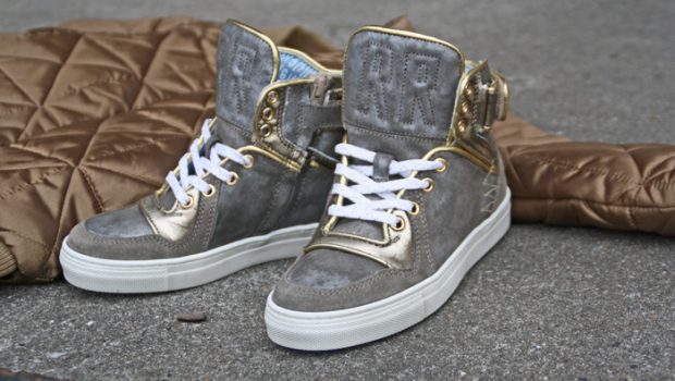 Stoere meisjessneakers met een gouden randje | Red Rag sneakers
