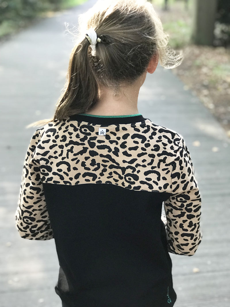 tijgerprint sweater, luipaardprint, trendy meisjeskleding