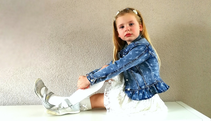 witte communiejurk, communiejurk, spijkerjasje le chic, zomerjurk le chic, le chic jurk, le chic zomercollectie