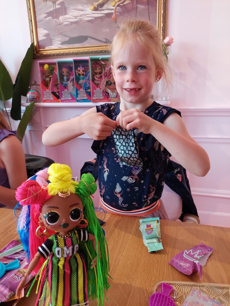 l.o.l suprise queens event girlslabel dolls poppen