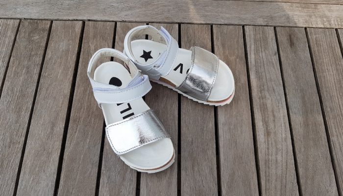 zilver kleur sandalen, shoesme sandalen voor meisjes, shoesme kinderschoenen, shoesme meisjes, zilveren sandalen